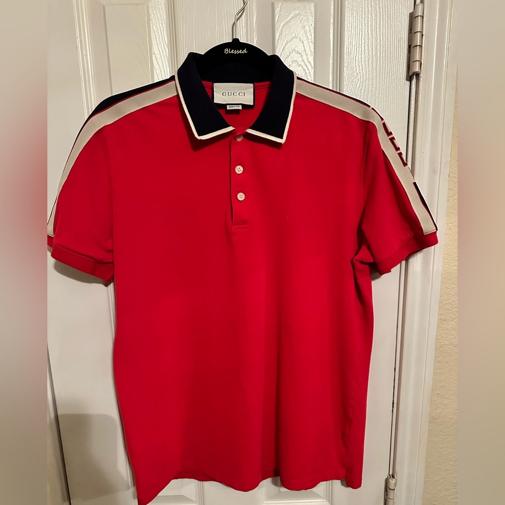 Gucci Men T-Shirt. 2-3 times wear